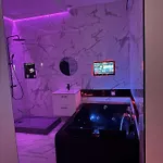Zen L Amaryllis Jacuzzi Tv Integree Clim Wifi Centre Arrivee Autonome 24h24 Casa de hóspedes 3*