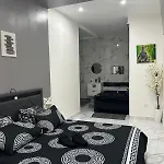 Zen L Amaryllis Jacuzzi Tv Integree Clim Wifi Centre Arrivee Autonome 24h24 Casa de hóspedes