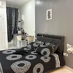 Zen L Amaryllis Jacuzzi Tv Integree Clim Wifi Centre Arrivee Autonome 24h24 Béziers