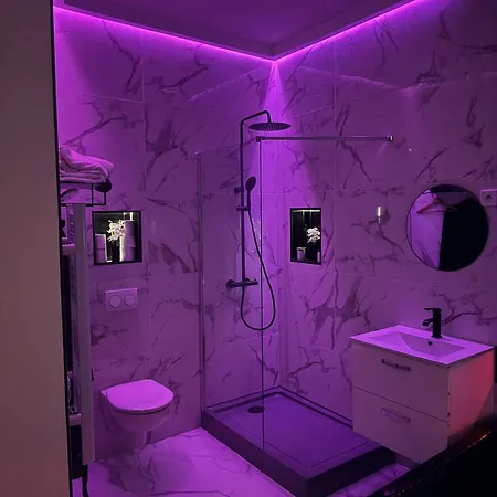 Zen L Amaryllis Jacuzzi Tv Integree Clim Wifi Centre Arrivee Autonome 24h24 3* Béziers