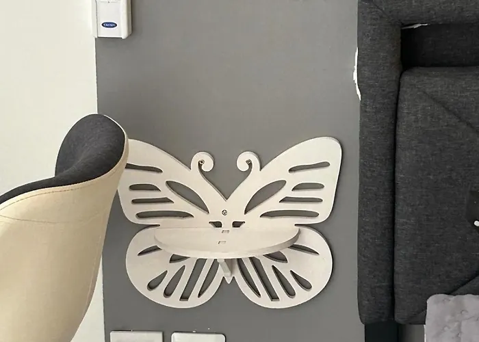 Guest house Zen L Amaryllis Jacuzzi Tv Integree Clim Wifi Centre Arrivee Autonome 24h24 3*